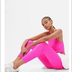 GapFit Seamless Ribbed 7/8 Leggings